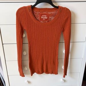 🍂 Mudd Women’s Size Small Burnt Orange Studded Top